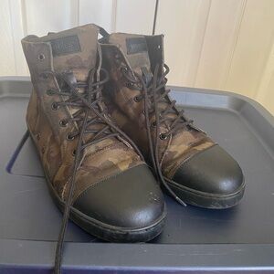Woobies Mod-2 boot. Green Camo